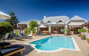  Summit Place Guesthouse  Кейптаун